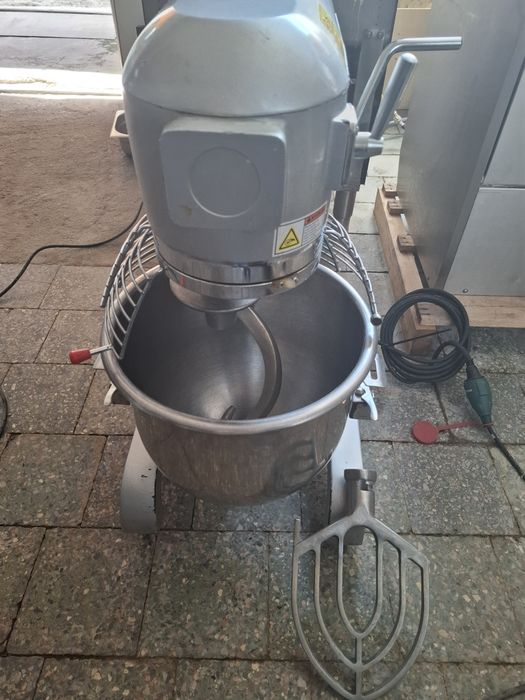 Mixer planetar profesional