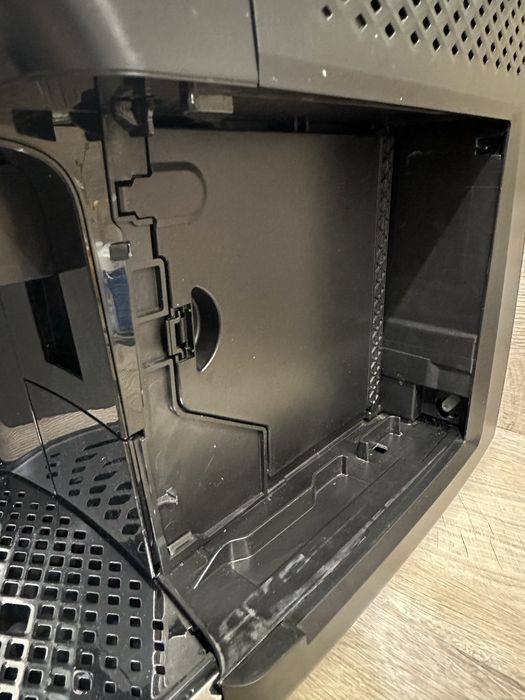 Кафеавтомат Philips LatteGo 2231 с автоматична капучино система