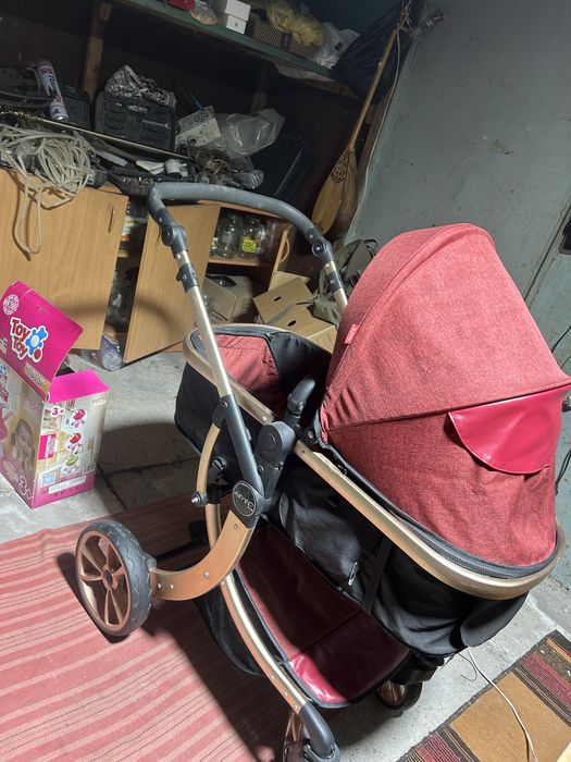 Коляска эммили продам почти даром