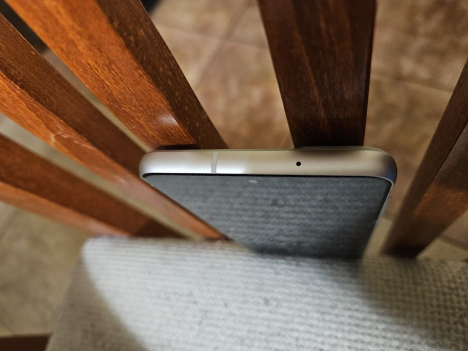 Продавам Samsung fe21 зелен