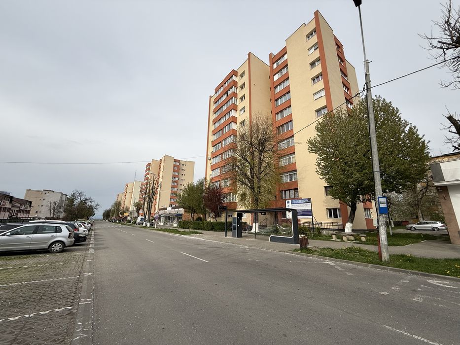 Apartament 2 camere – Micro 7, Hunedoara – Preț negociabil