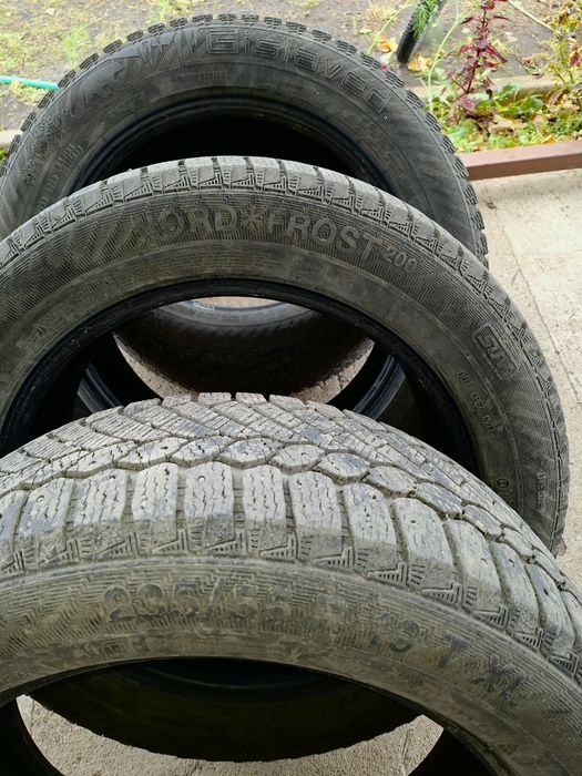 Шины зима 235/55 R19