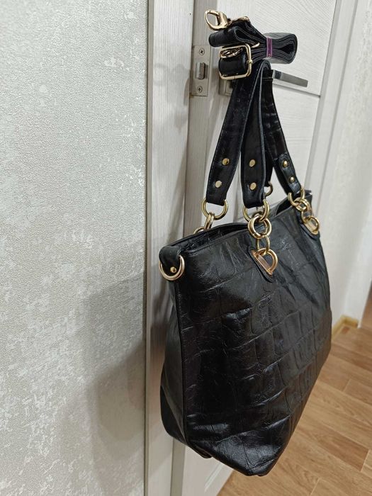 Кожаная  женская сумка