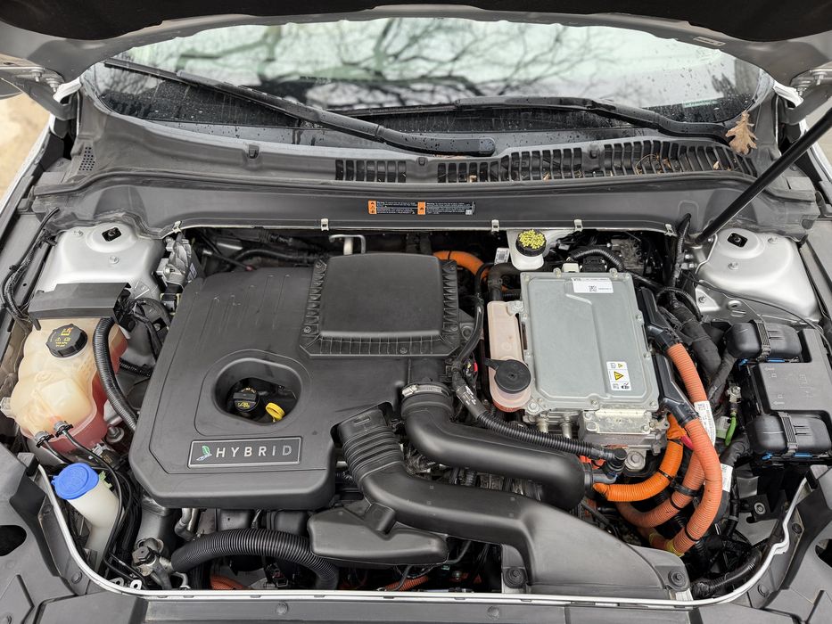 2019 Lincoln MKZ hybrid. 22500€