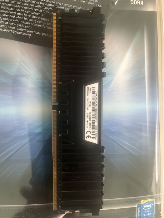 Memorie Corsair Vengeance LPX Black 16GB DDR4 3000MHz