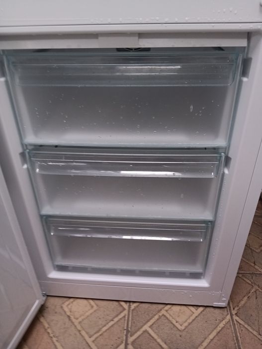 Комбиниран хладилник с фризер Миеле Miele A+++ 2години Гаранция!