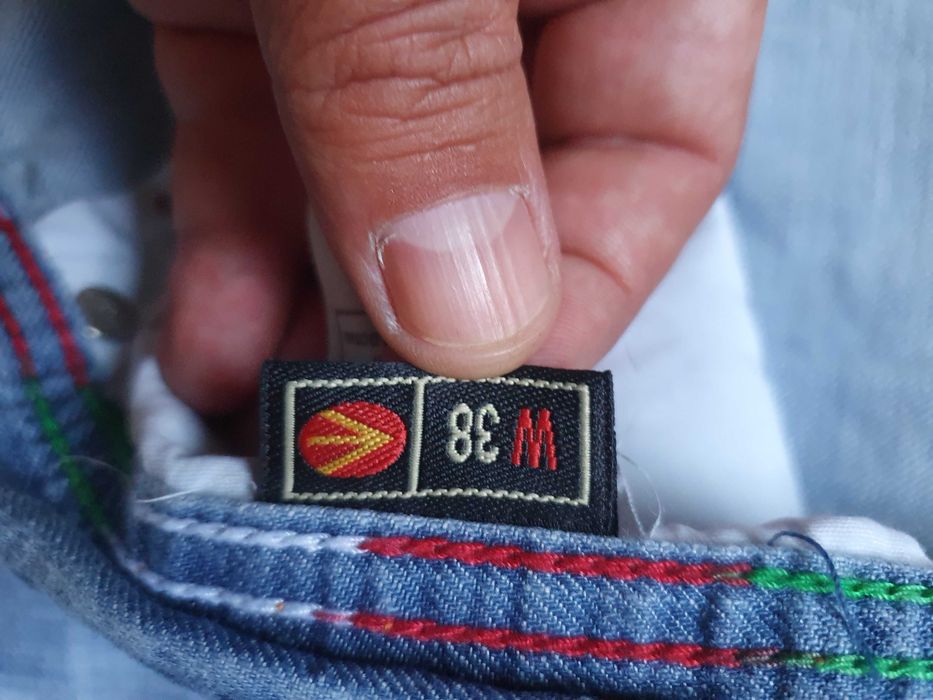 Blugi ENERGIE (Loose Fit) - Marime W38 (Talie 98 cm)