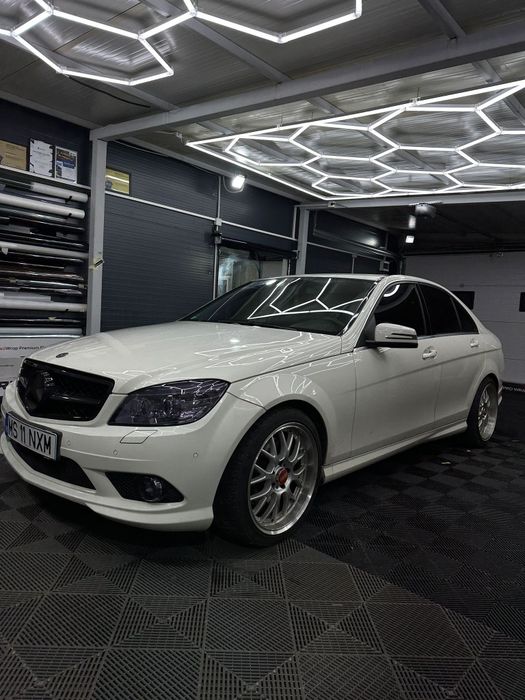 Mercedes C320W204