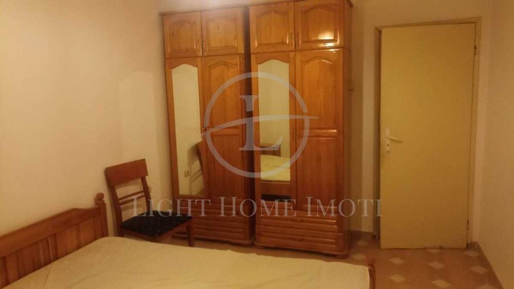 Продава се Тристаен апартамент в Пловдив, Кършияка - 104 кв.м за 829 €/кв.м - Снимка #2