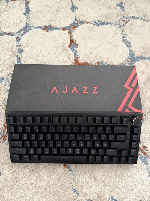 Продам игровую клавиатуру