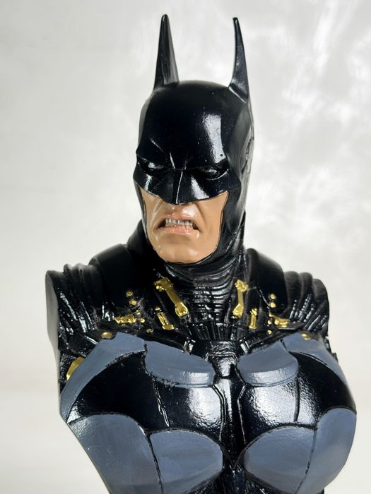 Коллекционный бюст Бэтмен DC Batman