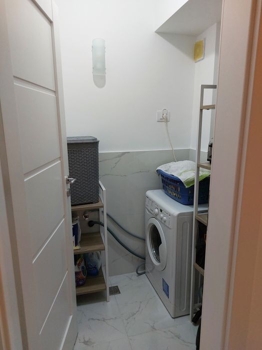 Vând sau schimb cu apartament.