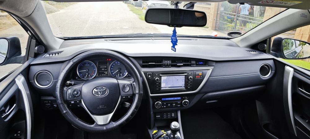 Toyota Auris 2014