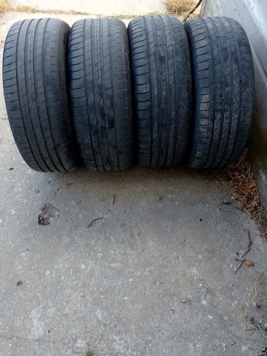 Гуми с железни джанти