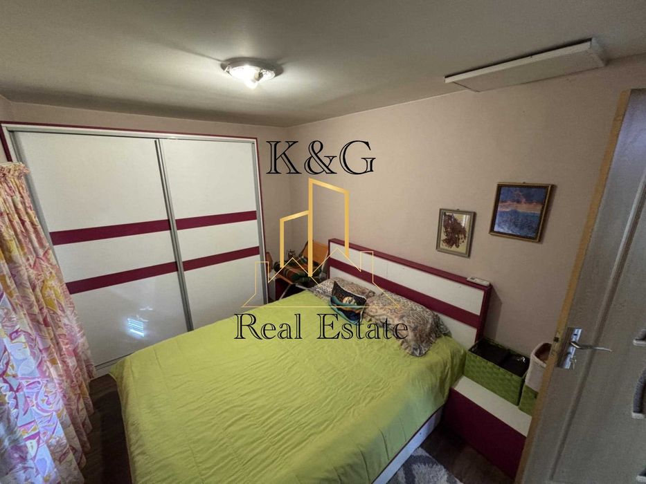 Продава се Къща в с. Осенец, Област Разград - 75 кв.м за 782 €/кв.м - Снимка #4