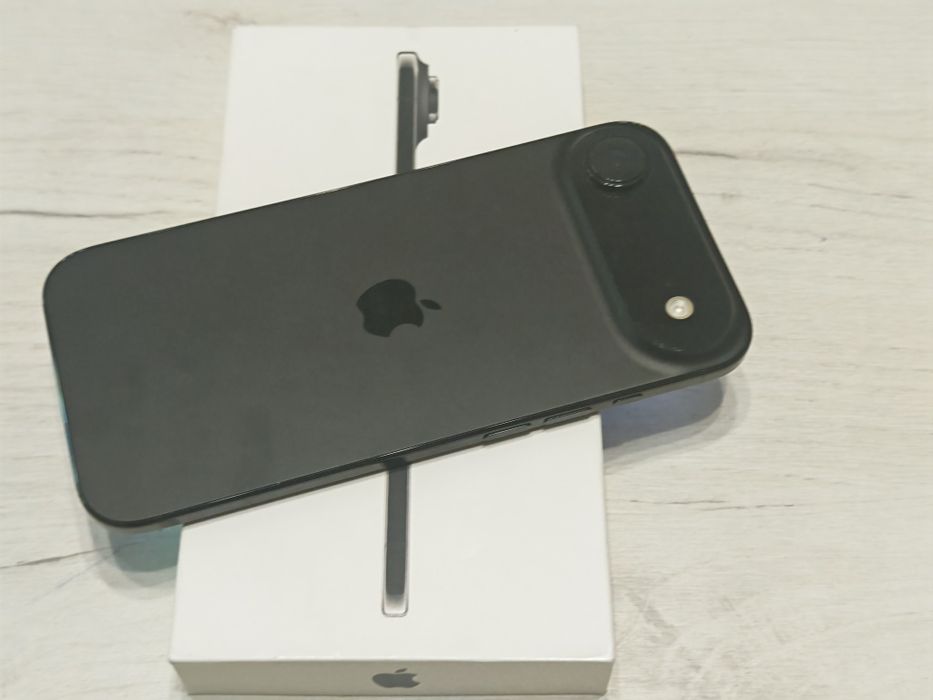 Като нов iPhone Air 256 GB Yettel Гаранция