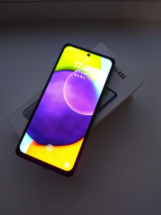 Продам Samsung A 52