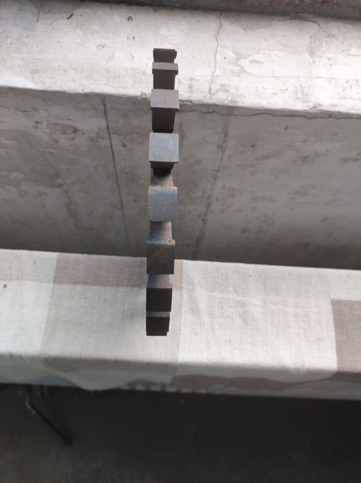 Vând freză disc metal