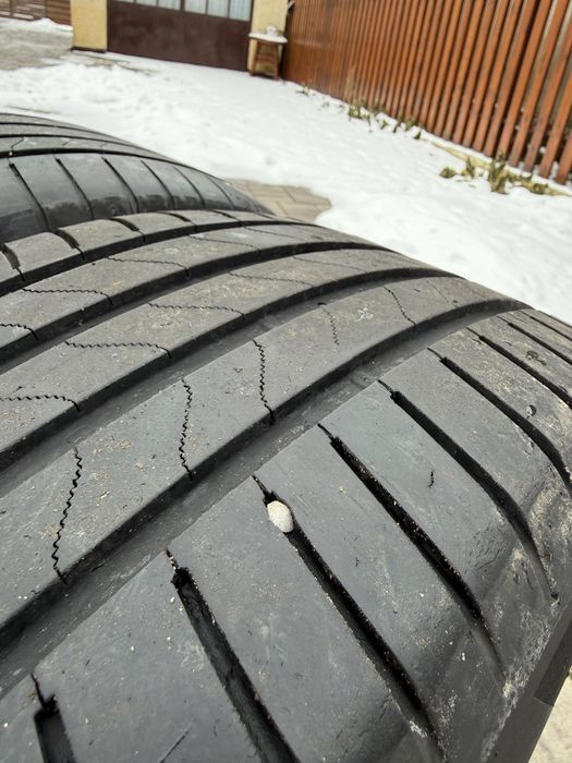 Anvelope vara Bridgestone 225/50 r18
