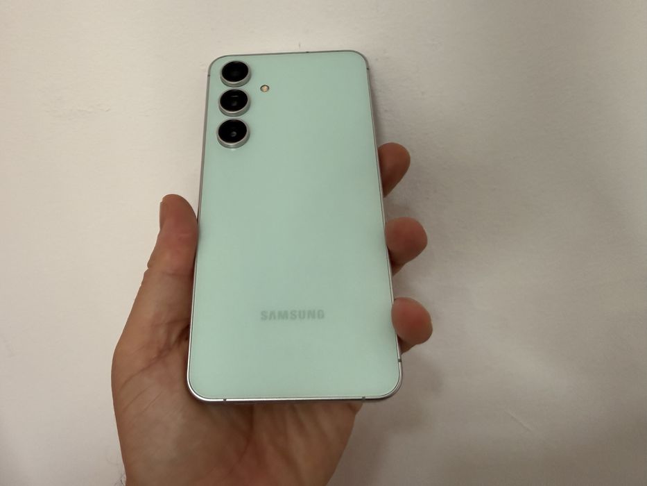 Samsung Galaxy S24 FE 5G, 256 gb, 8 gb ram, Mint, dual sim
