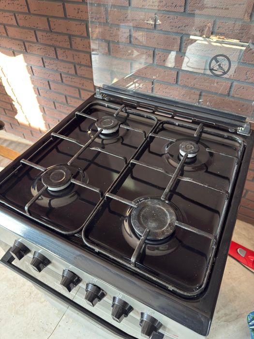 Продается плита газовая