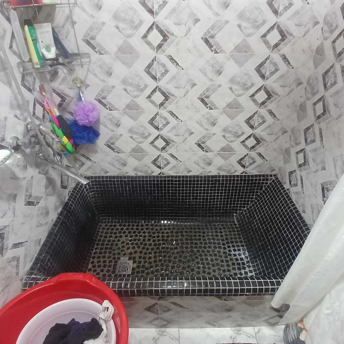 Продаётся 2-комнатная квартира на . Кара камиш  1/4