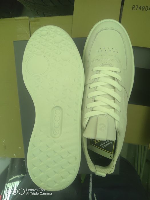 Разпродажба Дамски обувки ecco различни видове