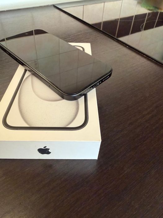 iPhone 15 black 128 GB