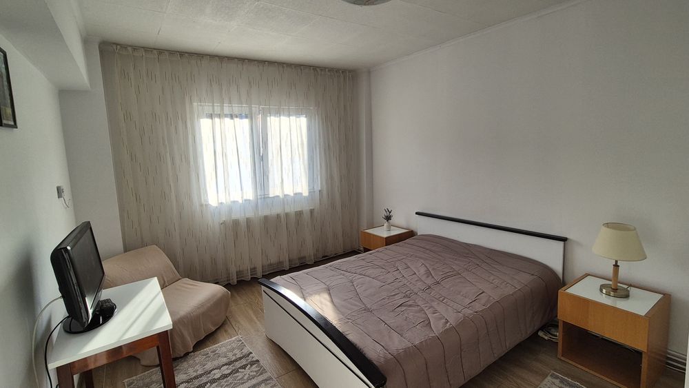 Apartament de închiriat