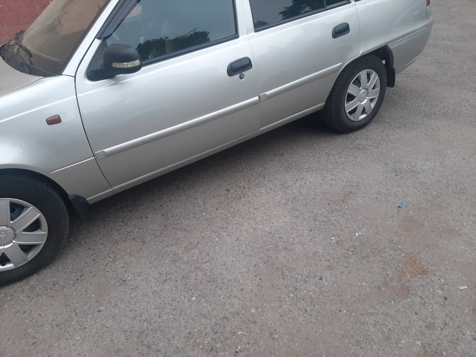 Nexia 1.6 sotiladi naxt