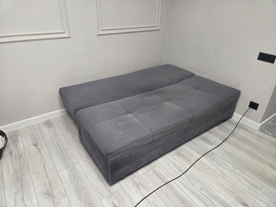 Продам тахту-диван.