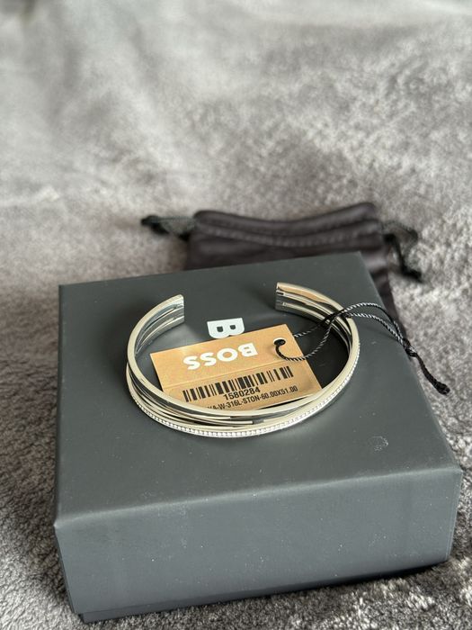 BOSS bratara solida femei model Saya 1580284 argintiu cu cristale noua