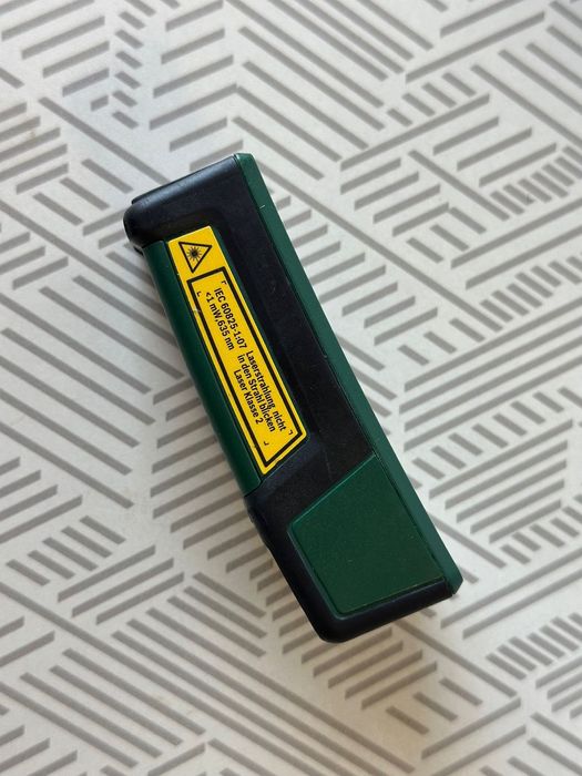 Telemetru Bosch PLR 25