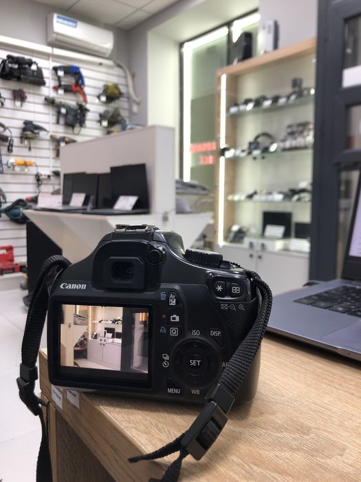 Canon Eos 1100D (p25)