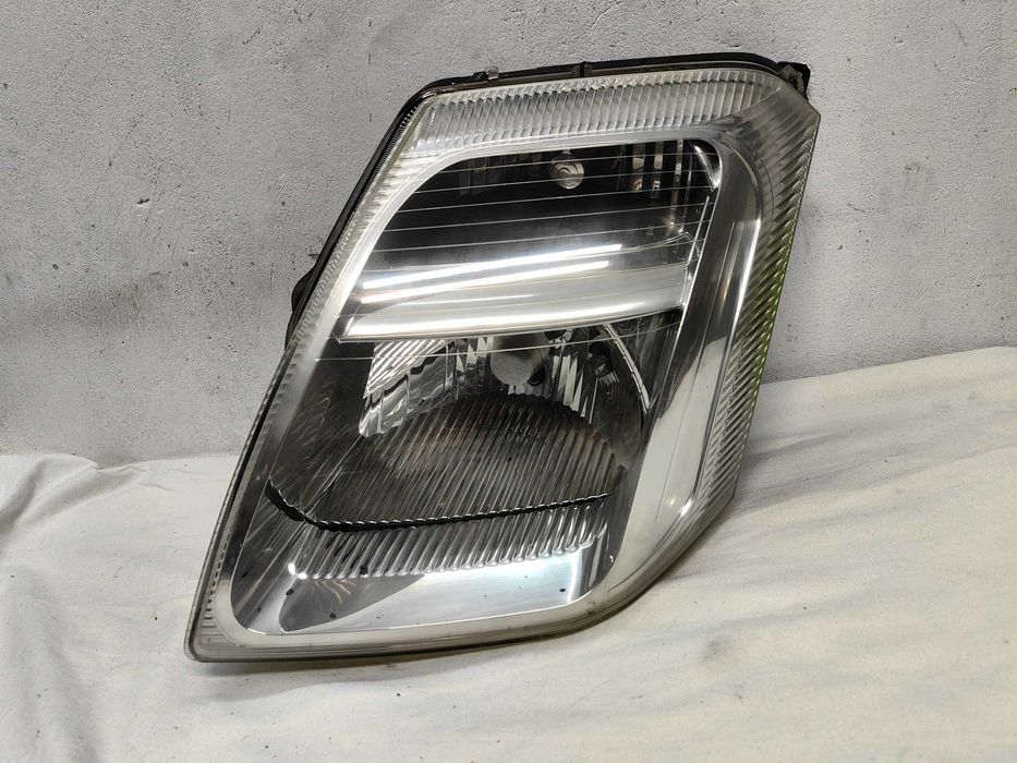 Оригинален фар Ситроен Ц2  Citroen C2