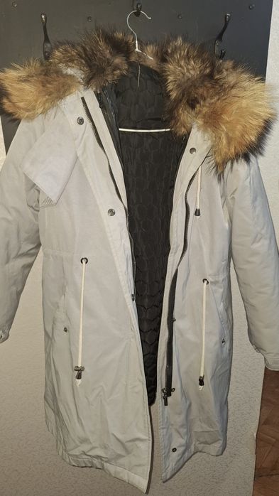 Продам зимнюю куртку