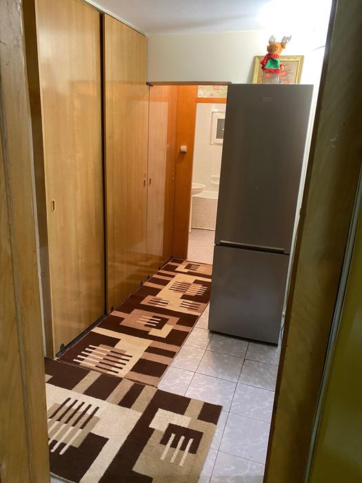 Inchiriez apartament 2 camere