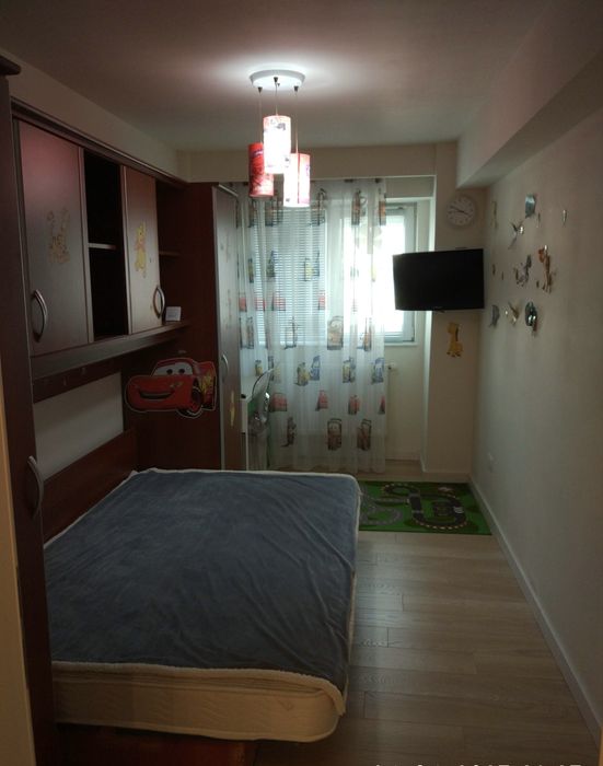 De închiriat: Apartament 3 camere, decomandat – Zona Centrală, Slatina