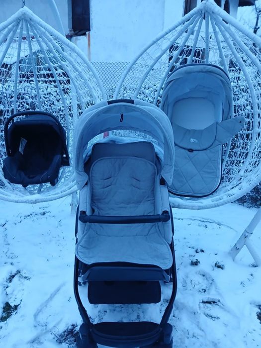 Количка Лорели Римини 2в1 и кошче за изписване Мони Поли.