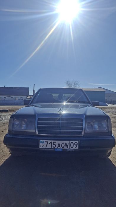 Мерседес 124 Е230