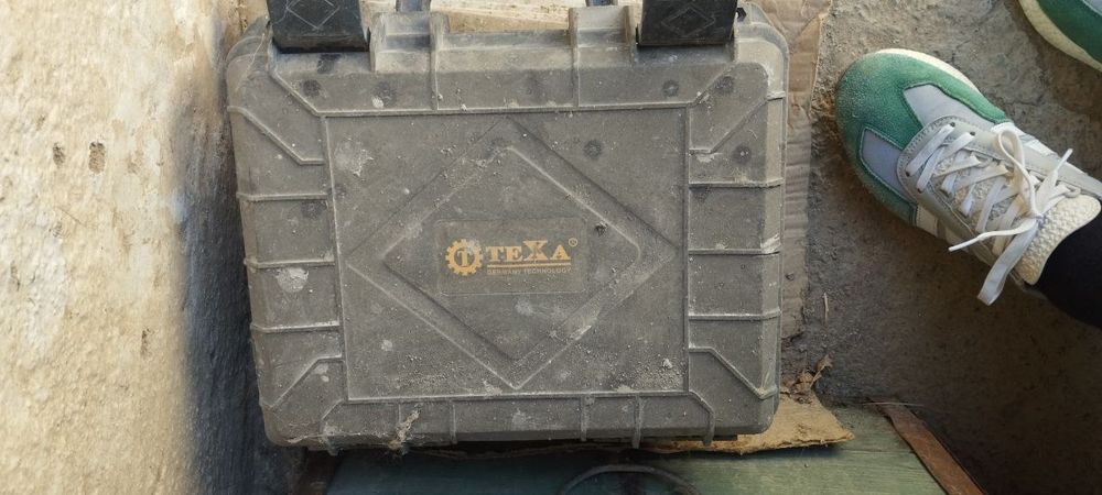 Перфоратор Лазер