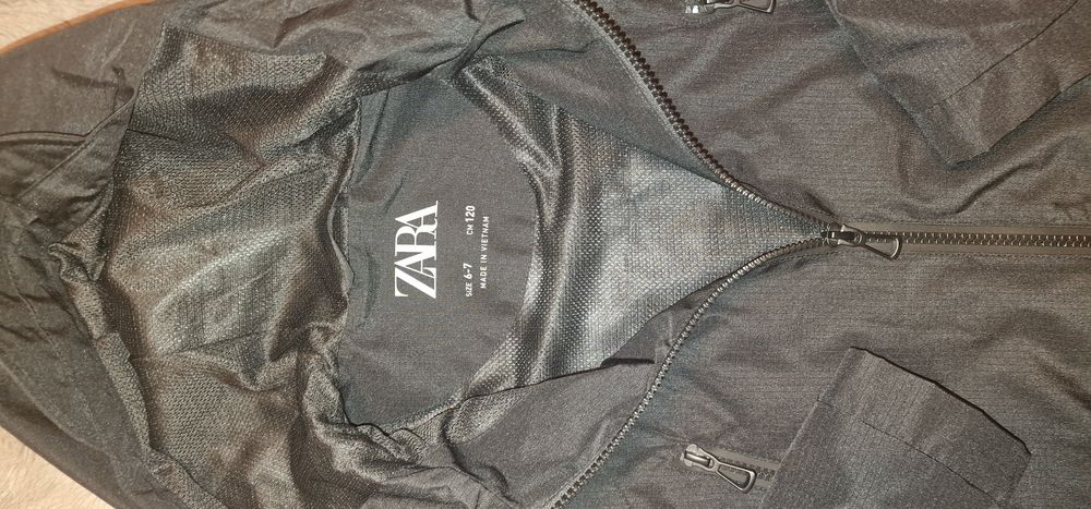 Vand haine copii primăvara-toamnă.