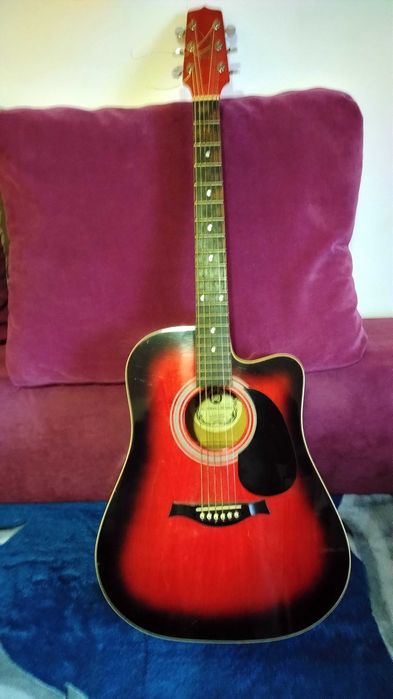 Chitara HORA electroacustica