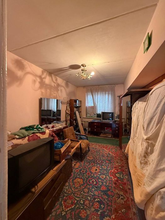 Продаётся  4х комнатная квартира