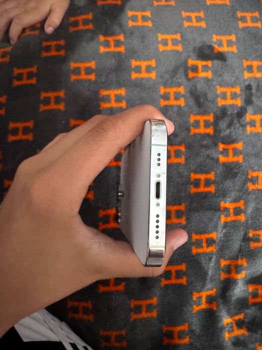 iphone 14 tinniq ideal