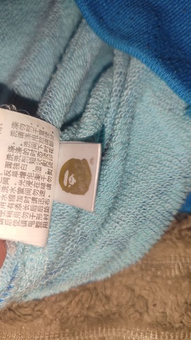 Продам кофту bape