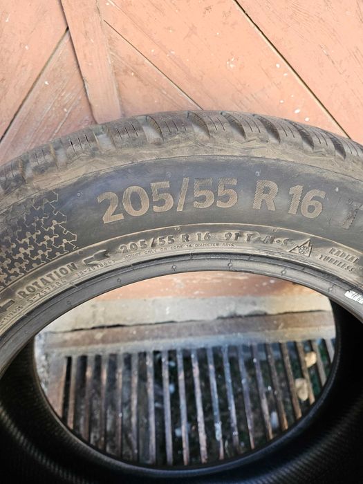 Зимни гуми Continental 205/55 R16 DOT 2023