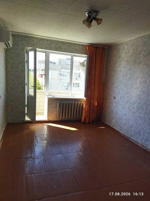 Продам 1 кв в 8 мкр