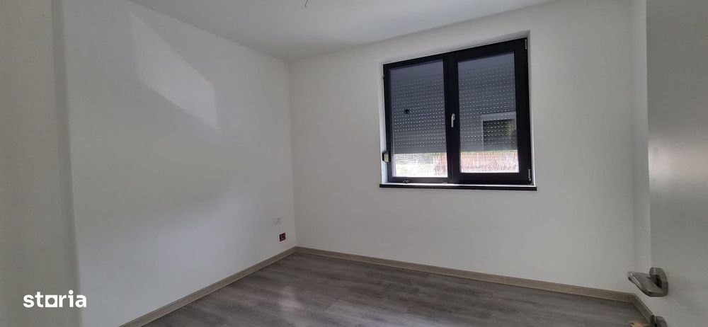 Vand apartament in vila, nou, Pitesti, Trivale. Fagetului, cu parcare
