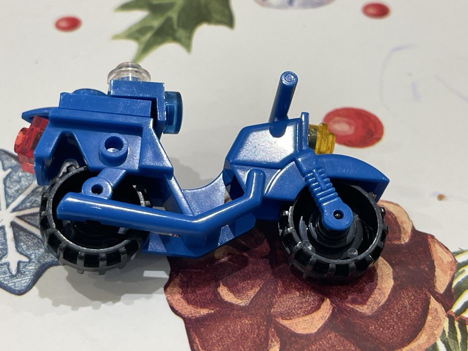 Elicoptere masini si motociclete